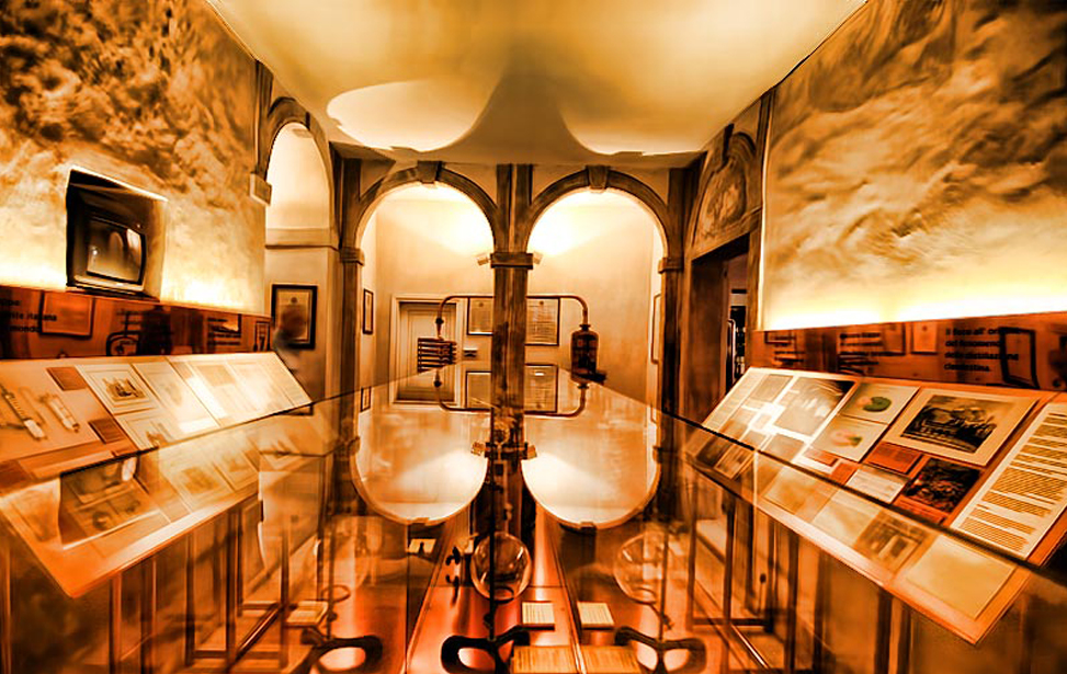 攻击网站服务器